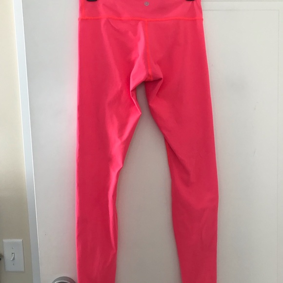 lululemon athletica Pants - BNWOT!! Bright pink Lululemon full length leggings